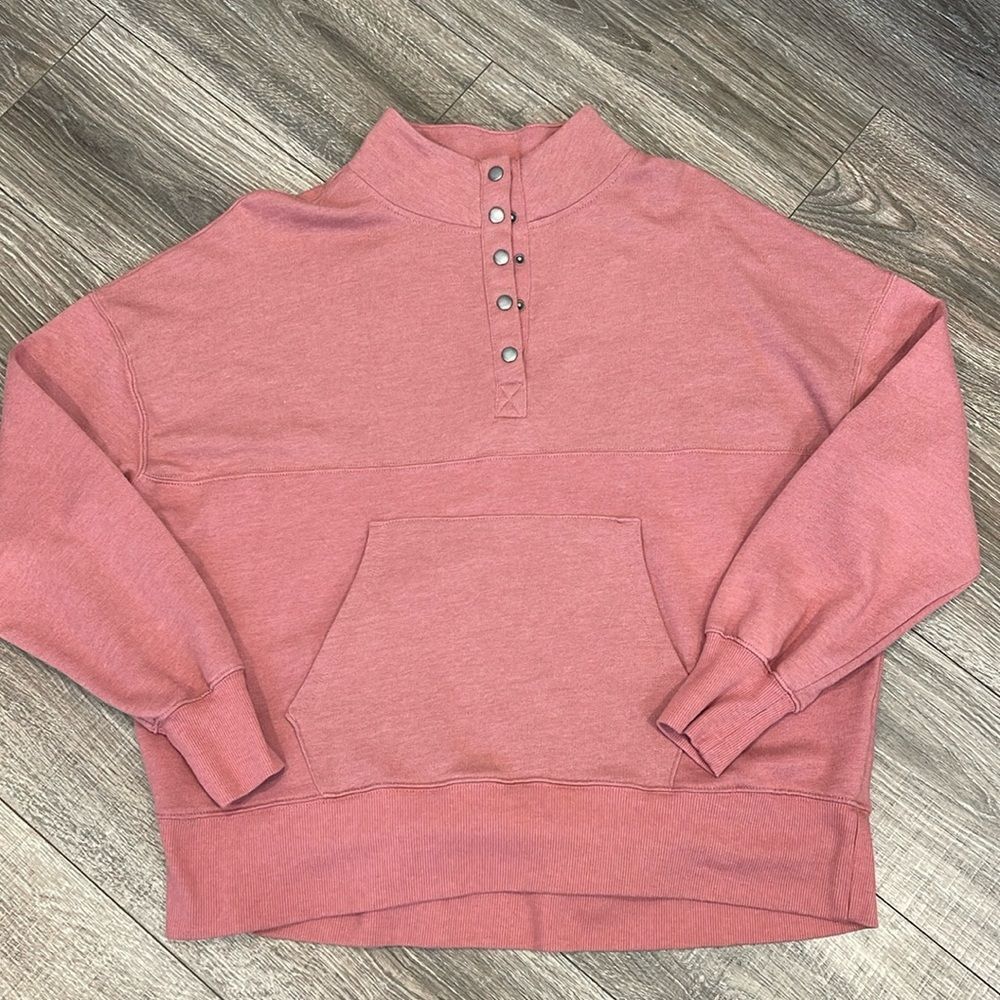 Snap Button Pullover (Nwot)